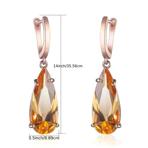 🍾 🥂NWT- Beautiful Champagne Zircon Earrings set in Rose Gold 🍾 🥂 - Picture 5 of 5